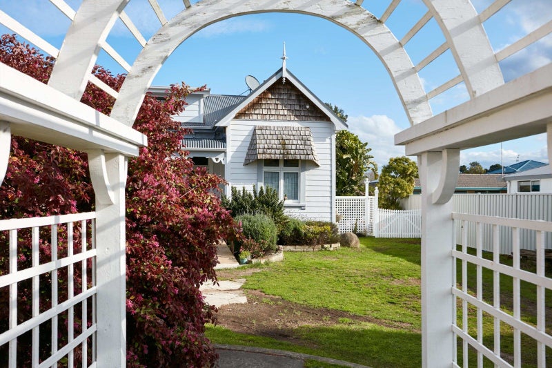 832 Gladstone Road, Te Hapara, Gisborne - Carousel 1