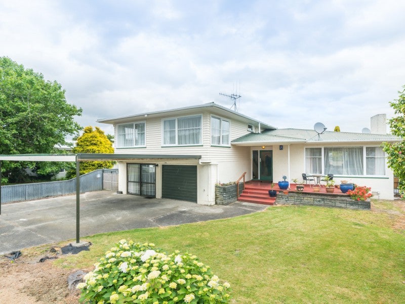 446 Ruahine Street, Terrace End, Palmerston North - Carousel 1