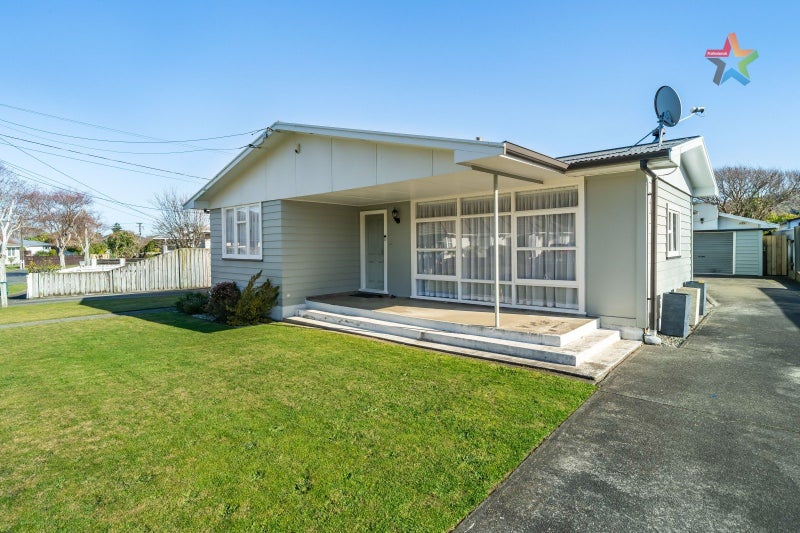 13 Mcdonald Street, Taita, Lower Hutt - Carousel 1
