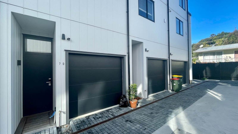 7D Agincourt Street, Glenfield, Auckland - Carousel 2