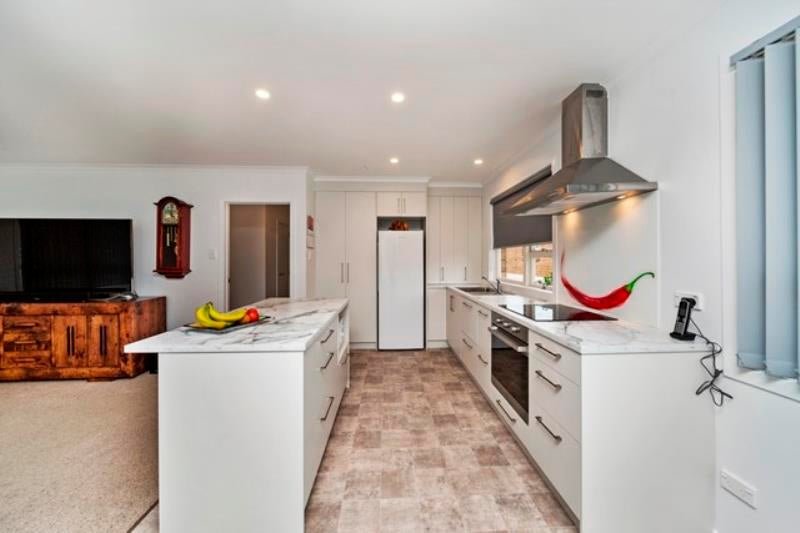 264A Courtenay ST, Central, New Plymouth - Carousel 1