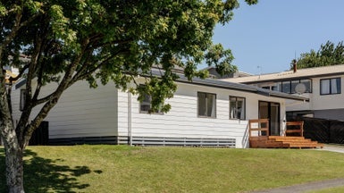 66A Meander Drive, Welcome Bay, Tauranga - Carousel 1