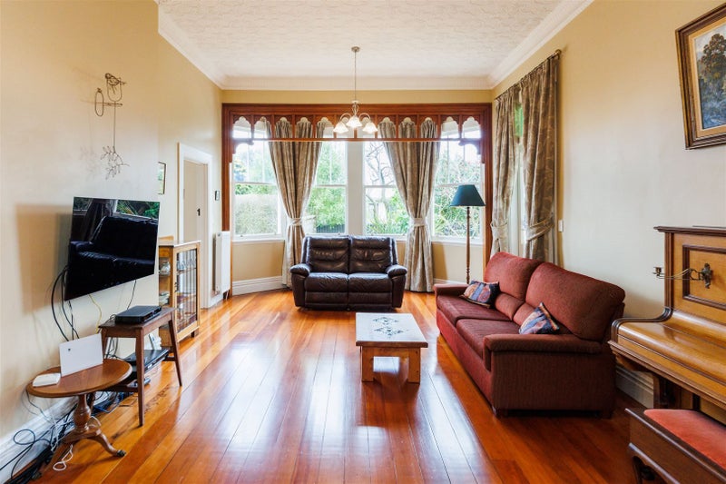 36 College Street, Awapuni, Palmerston North - Carousel 2