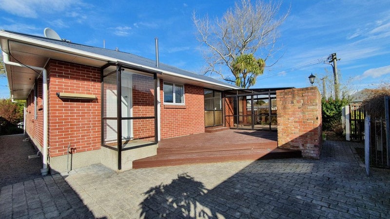 1/44 Pinehurst Crescent, Russley, Christchurch - Carousel 2
