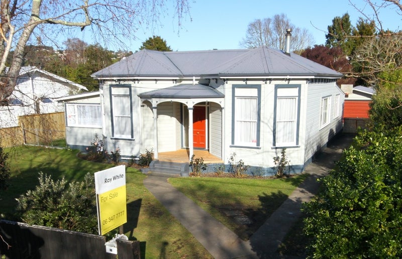 26 Duncan Street, Whanganui East, Whanganui - Carousel 1