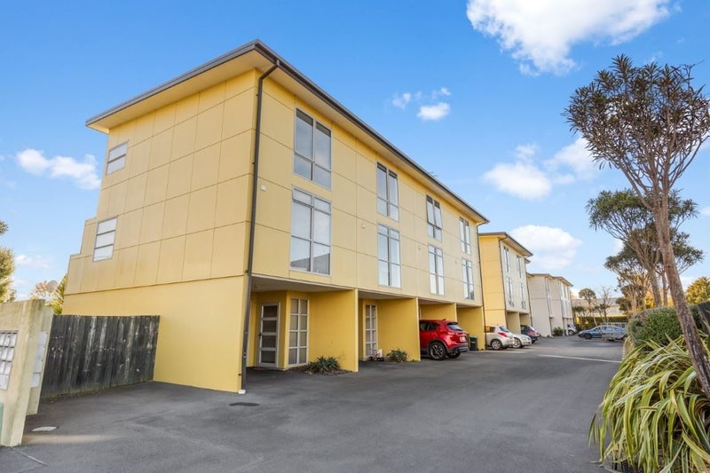 2/54 Champion Street, Edgeware, Christchurch - Carousel 14