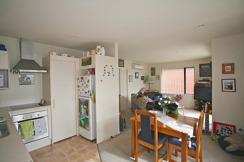 2/219 Aldwins Road, Phillipstown, Christchurch - Carousel 2