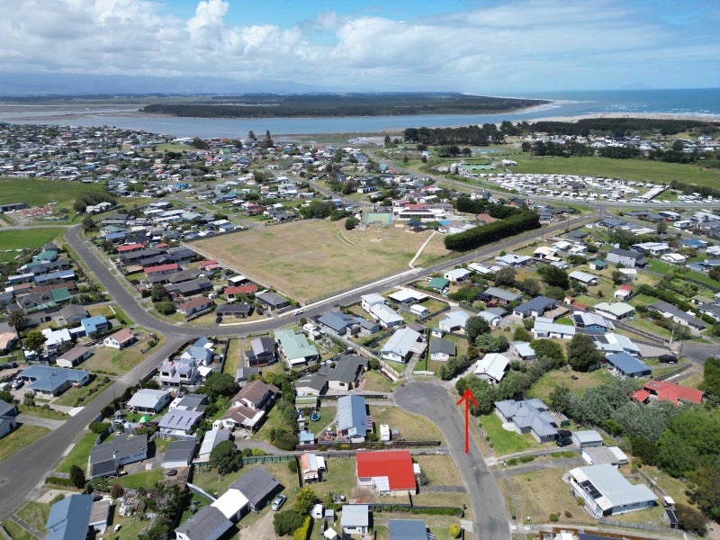 6 Harrod Ave, Foxton Beach, Foxton - Carousel 25