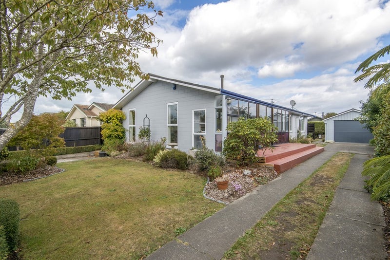 5 Heathglen Avenue, Parklands, Christchurch - Carousel 1