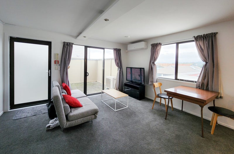 10/45 Childers Terrace, Kilbirnie, Wellington - Carousel 1