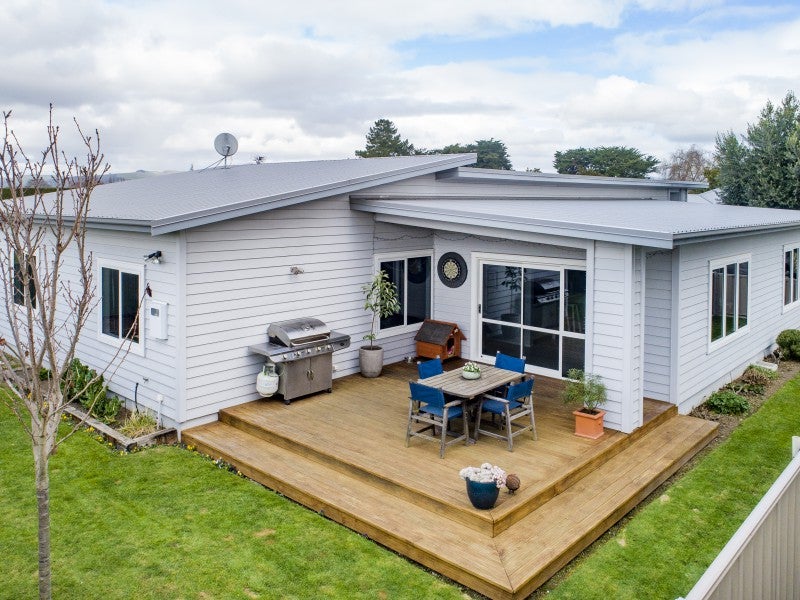 10 Anna Lane, Raureka, Hastings - Carousel 1