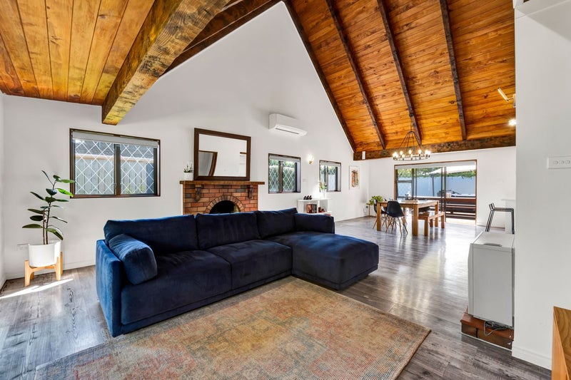 76A Paynters Avenue, Strandon, New Plymouth - Carousel 1