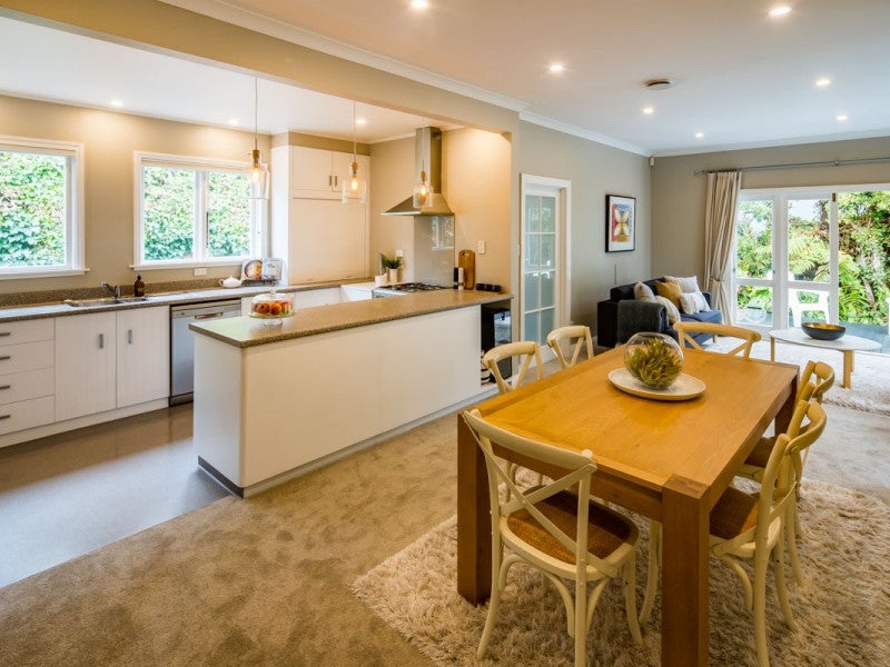 52A Creswick Terrace, Northland, Wellington - Carousel 2