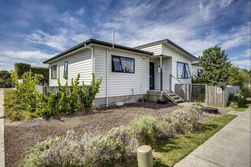 78 Geddis Avenue, Maraenui, Napier - Carousel 1