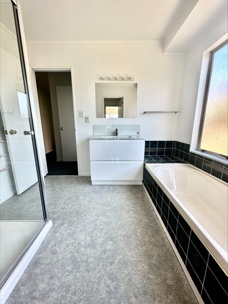 6 Kimiora Close, Fairview Downs, Hamilton - Carousel 8