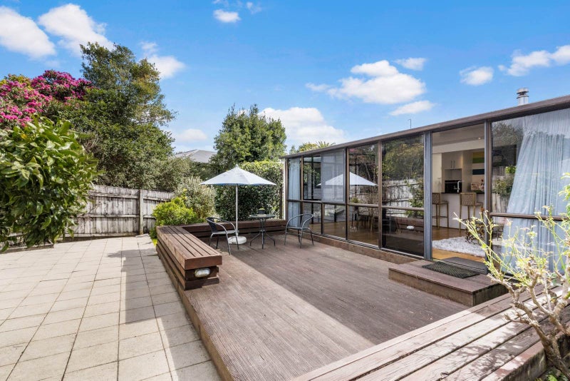 33B Schnapper Rock Road, Greenhithe, Auckland - Carousel 2