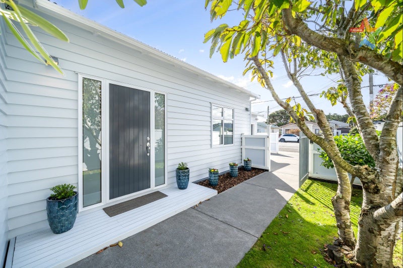 450 Jackson Street, Petone, Lower Hutt - Carousel 2