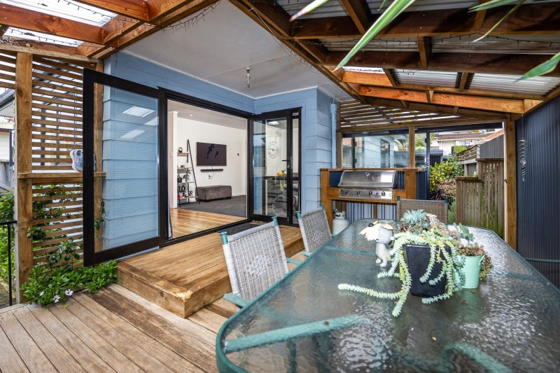 22C Ellicott Road, Nawton, Hamilton - Carousel 2