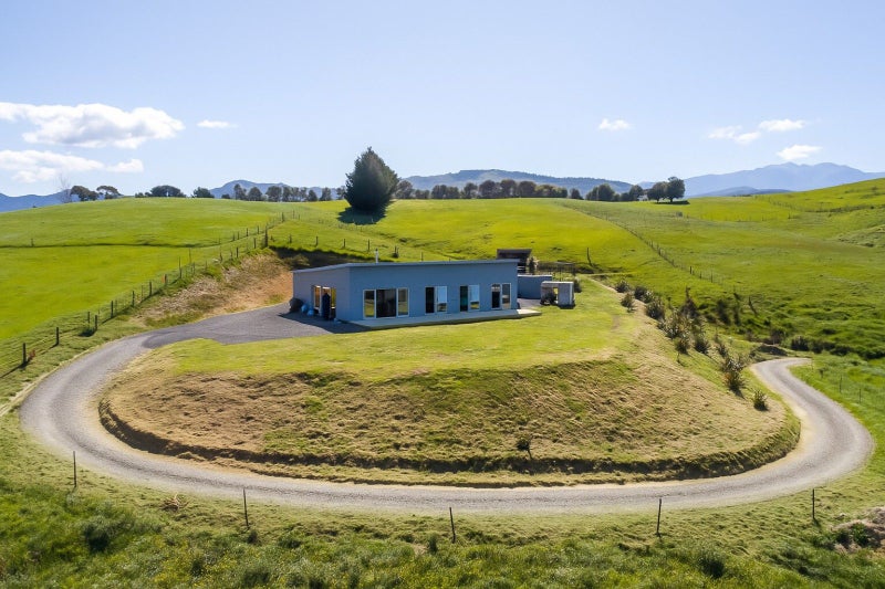 91 Chester Park Drive, West Taratahi, Carterton - Carousel 1