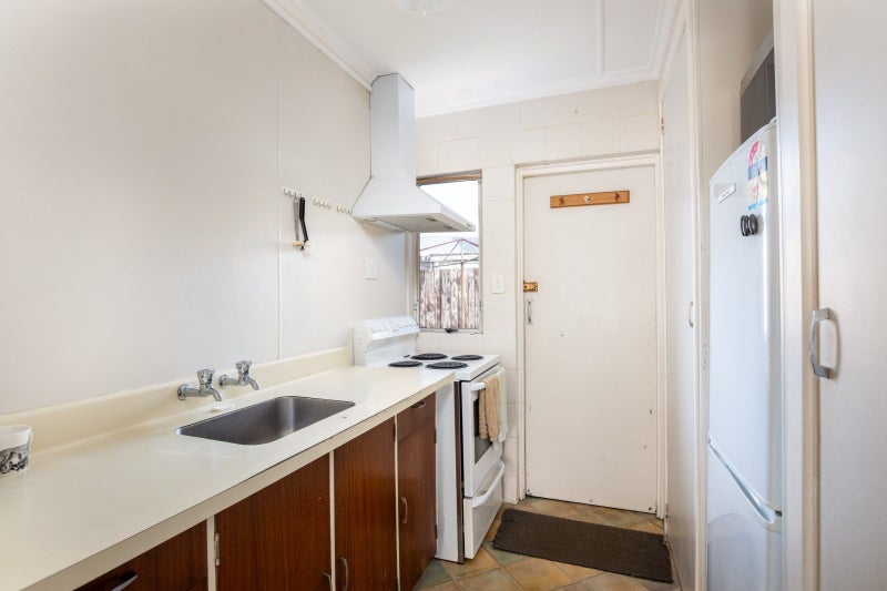 242C Huatoki Street, Upper Vogeltown, New Plymouth - Carousel 2