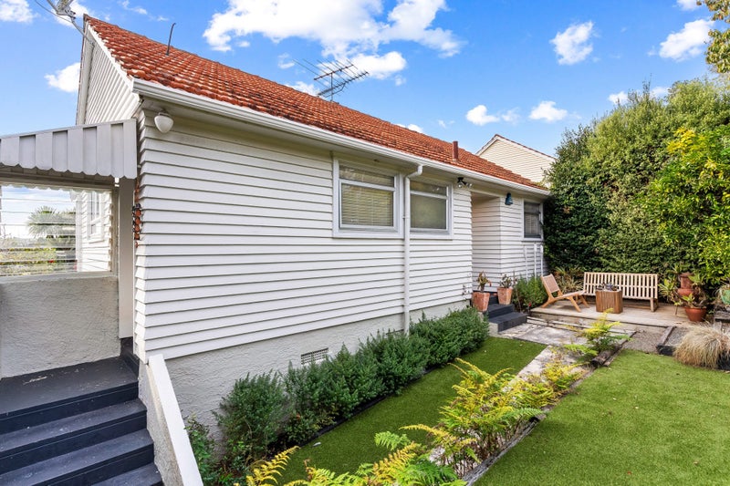 41 Kurahaupo Street, Orakei, Auckland - Carousel 1