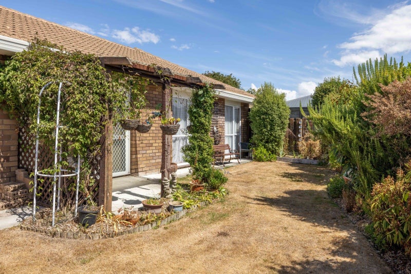 2 Vivian Street, Burwood, Christchurch - Carousel 2