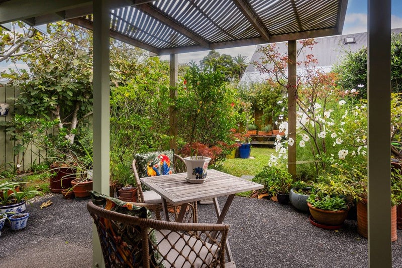 22B Fairleigh Avenue, Mount Albert, Auckland - Carousel 2