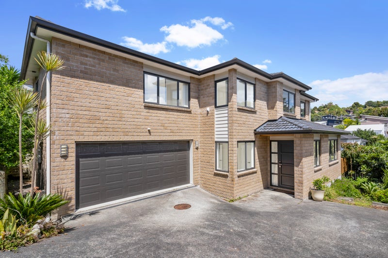 686A Beach Road, Browns Bay, Auckland - Carousel 1