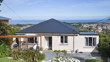 44 Tomahawk Road, Andersons Bay, Dunedin - Carousel 1