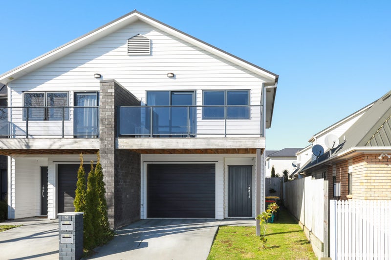 1/16 Jones Crescent, Melville, Hamilton - Carousel 1