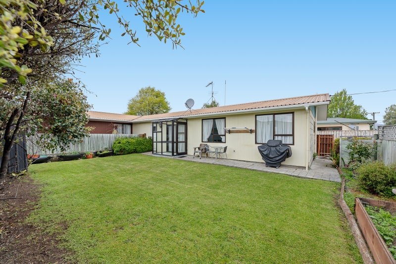 22B Ward Street, Springlands, Blenheim - Carousel 1