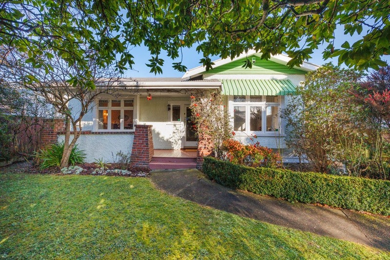 18 Milverton Avenue, Hokowhitu, Palmerston North - Carousel 1
