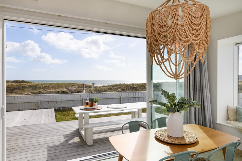 21 Ocean Beach Street, Foxton Beach, Foxton - Carousel 1