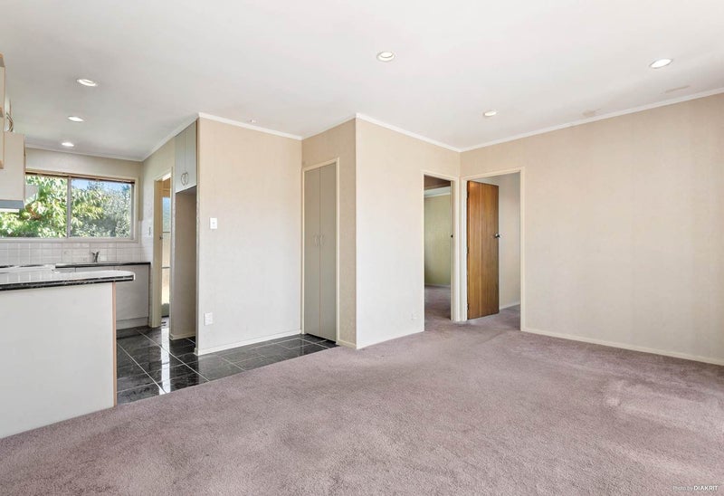 1/17A Rose Road, Papatoetoe, Auckland - Carousel 2