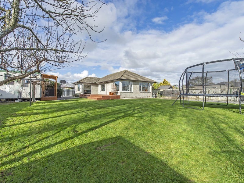 9 Bellina Place, Broomfield, Christchurch - Carousel 1