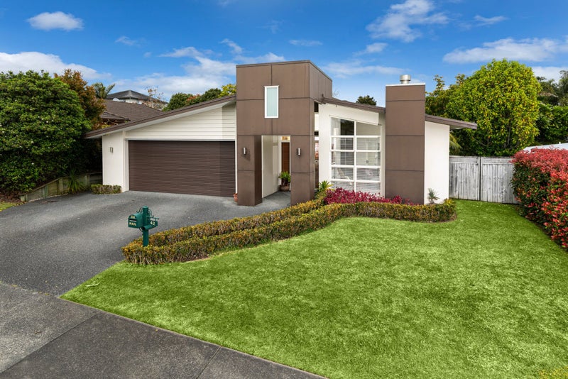 42 William Gamble Drive, Greenhithe, Auckland - Carousel 1