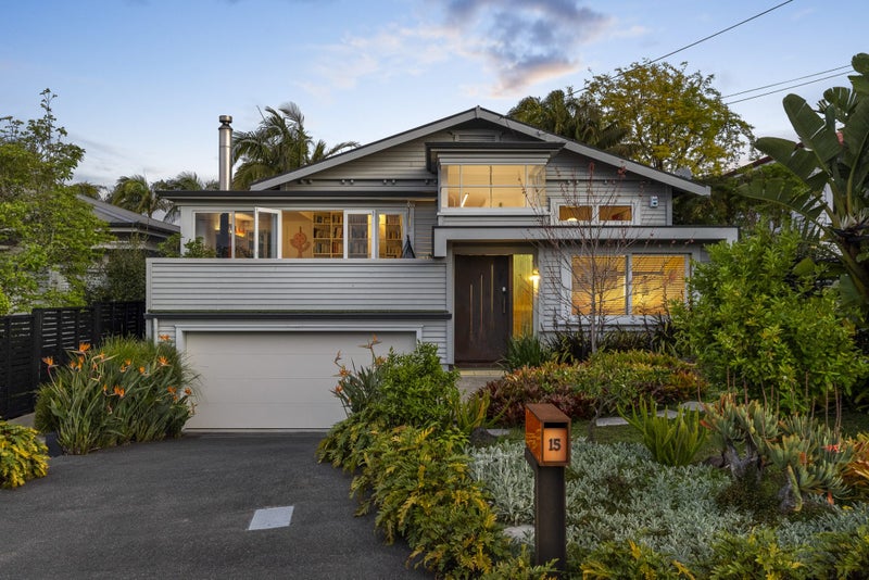 15 Edgars Road, Westmere, Auckland - Carousel 1