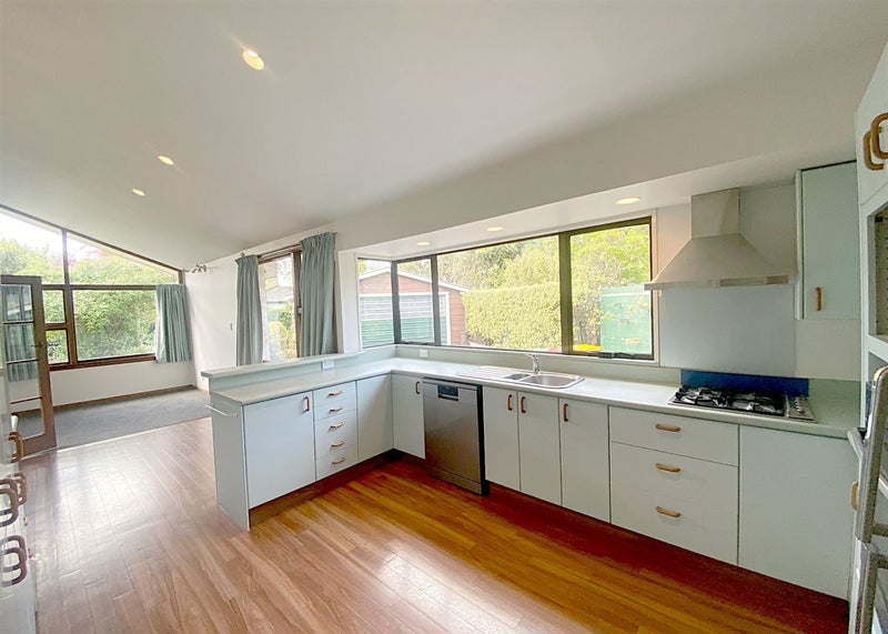 1 Ashbrook Lane, Somerfield, Christchurch - Carousel 2