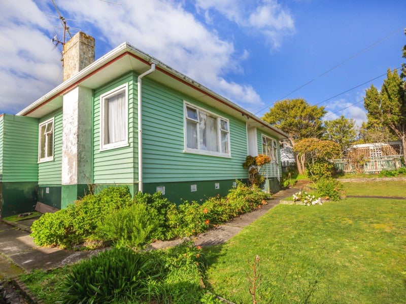 21 Sievers Grove, Cannons Creek, Porirua - Carousel 2