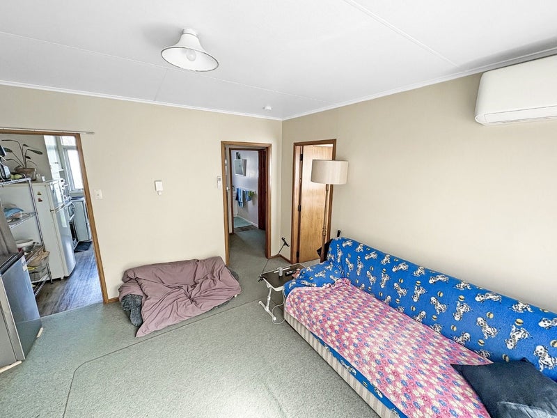 2/59 West Street, West End, Palmerston North - Carousel 2