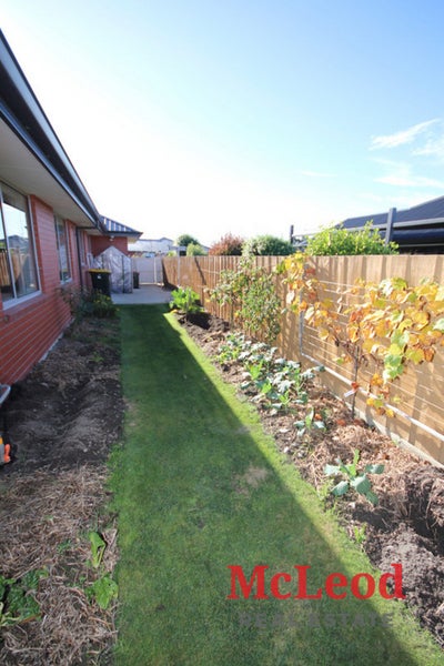 16 Magnolia Drive, Netherby, Ashburton - Carousel 21