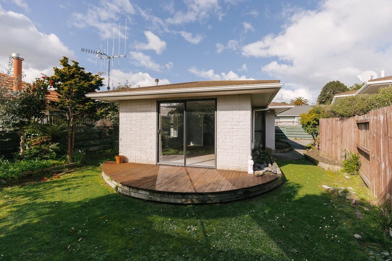 389 Albert Street, Hokowhitu, Palmerston North - Carousel 1