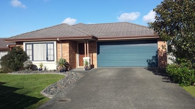 16 Millstone Lane, Henderson, Auckland - Carousel 1
