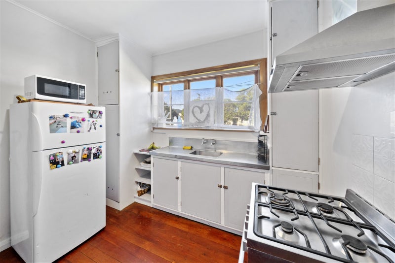 14 Tirangi Road, Moera, Lower Hutt - Carousel 2