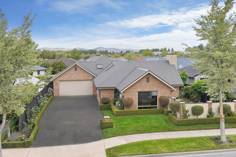 22 Crombie Green, Northwood, Christchurch - Carousel 1