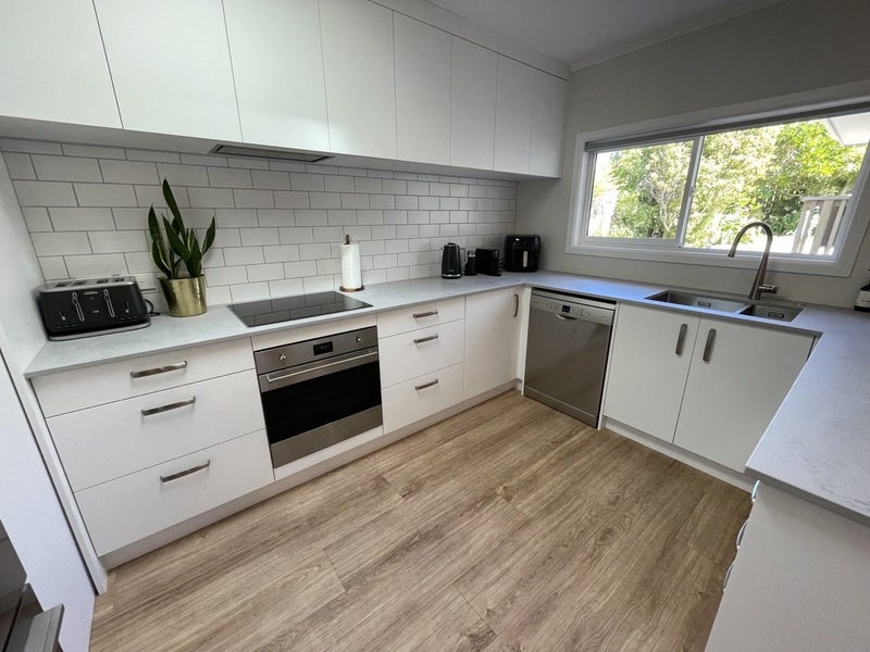 6 Alder Place, Newlands, Wellington - Carousel 2