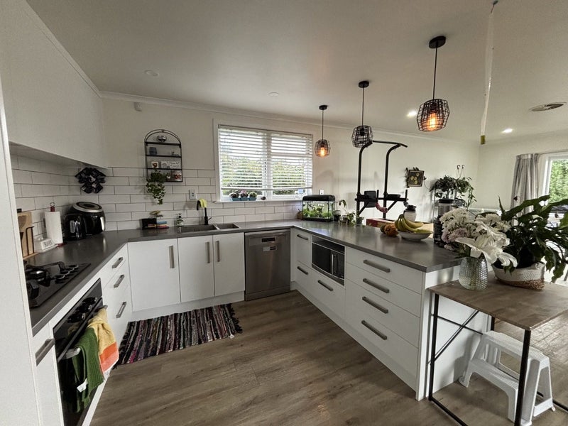 10A Forest Lake Road, Forest Lake, Hamilton - Carousel 16