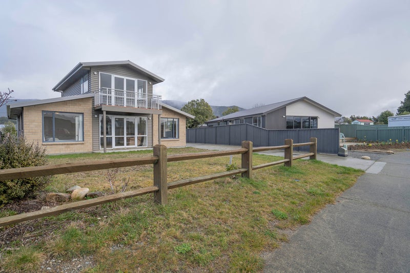 23 Motu-Au Close, Manapouri, Manapouri - Carousel 1