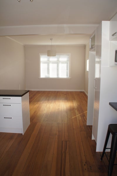 5 Miro Street, Maeroa, Hamilton - Carousel 2