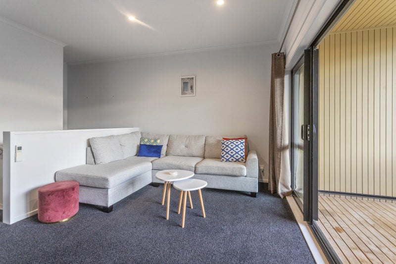 3 Frank Gill Road, Hobsonville, Auckland - Carousel 2